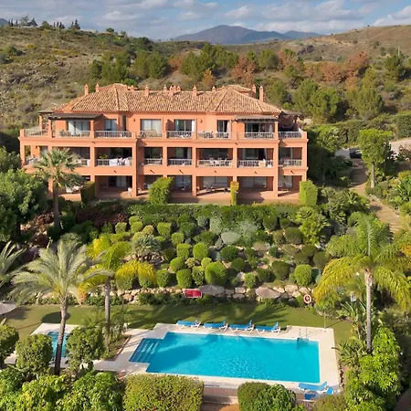 Nido Luxury - Sea Views & Free Parking Apartmán